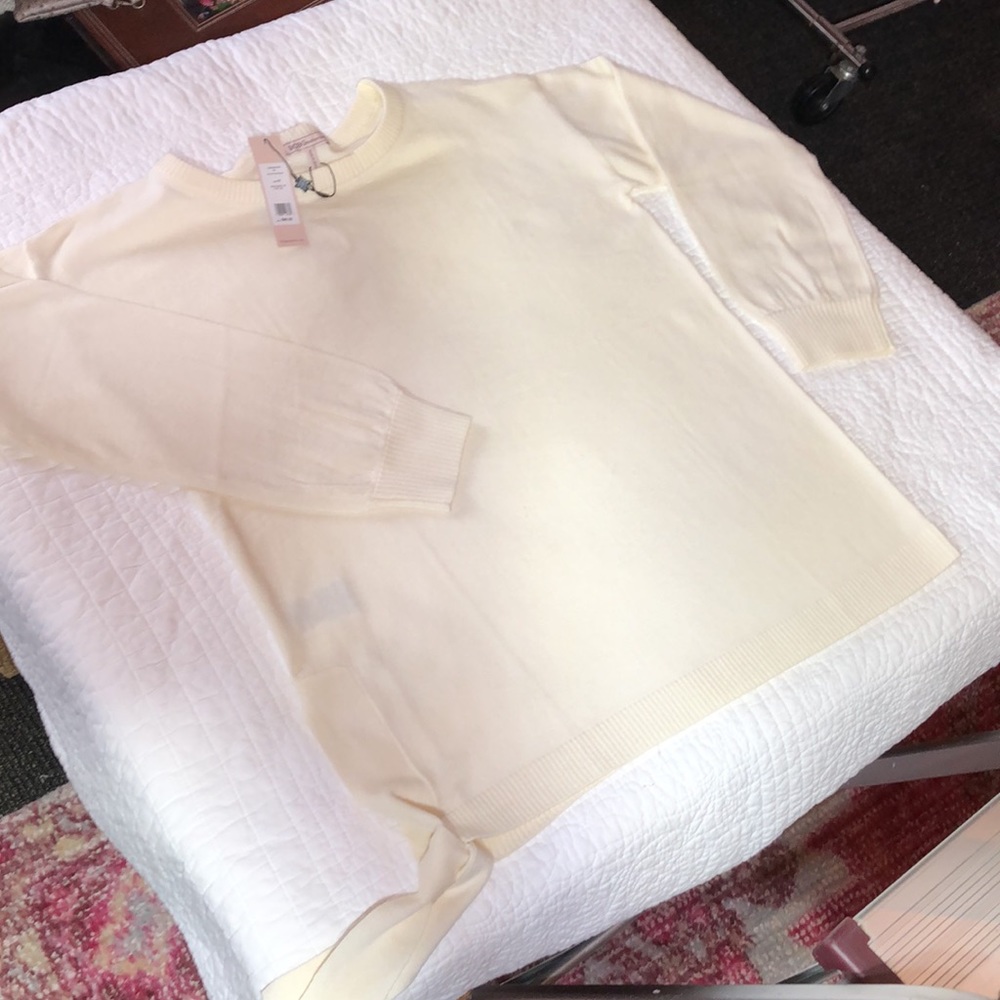 BCBGeneration long sleeve winter white sweater